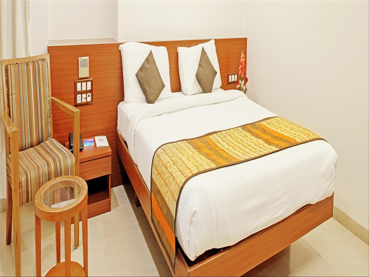 Hotel Mint Montvert, Baner Pune Extérieur photo