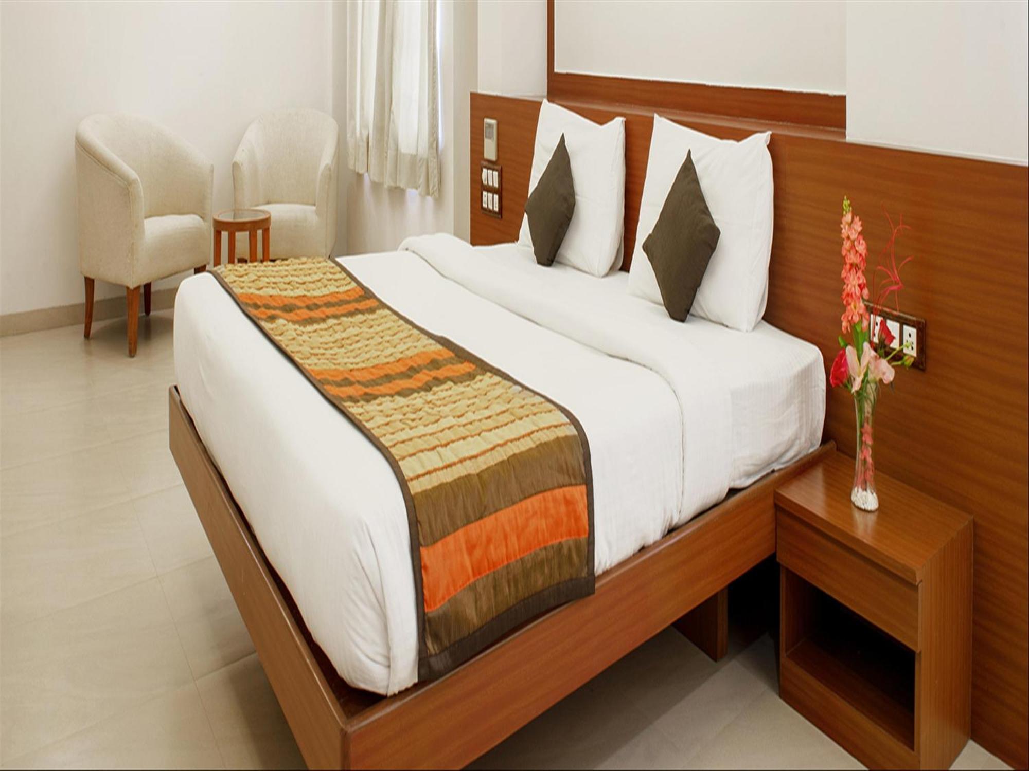 Hotel Mint Montvert, Baner Pune Extérieur photo