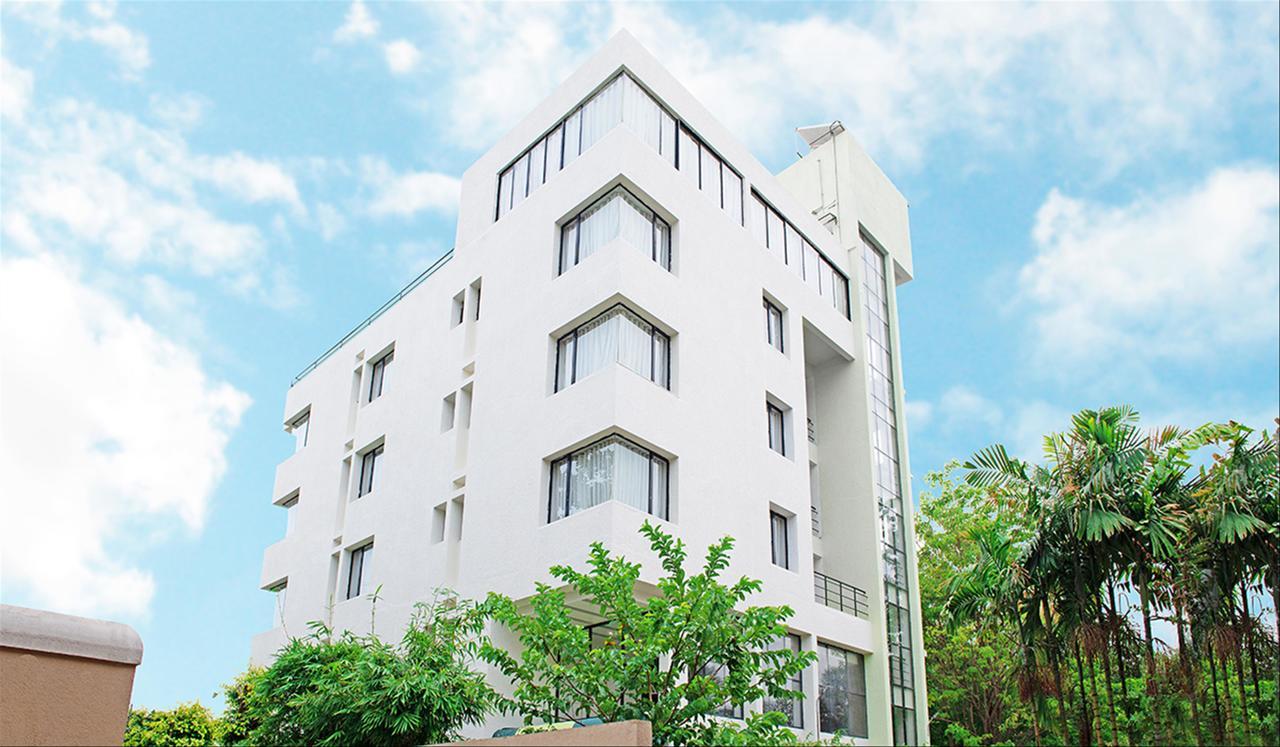Hotel Mint Montvert, Baner Pune Extérieur photo