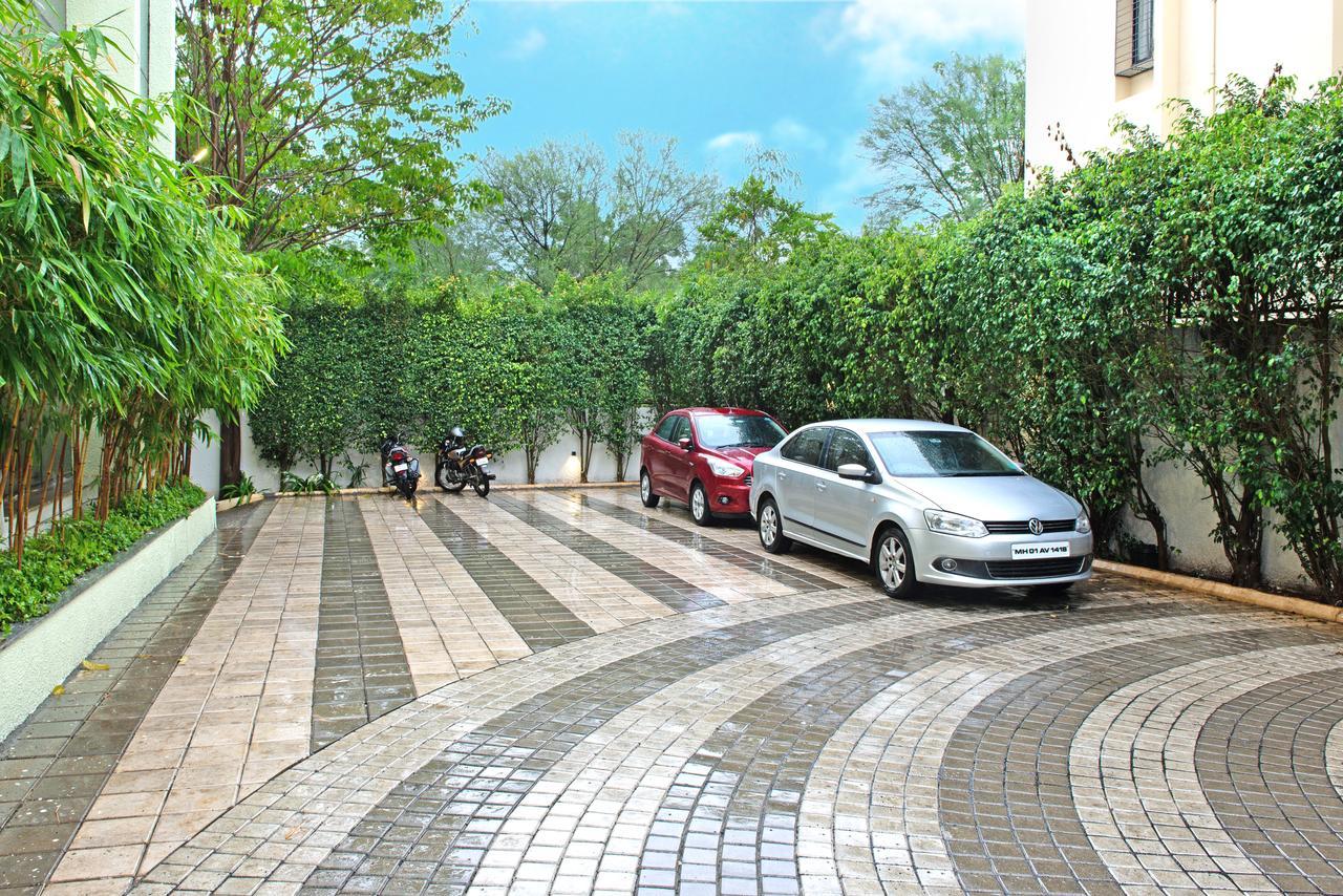 Hotel Mint Montvert, Baner Pune Extérieur photo