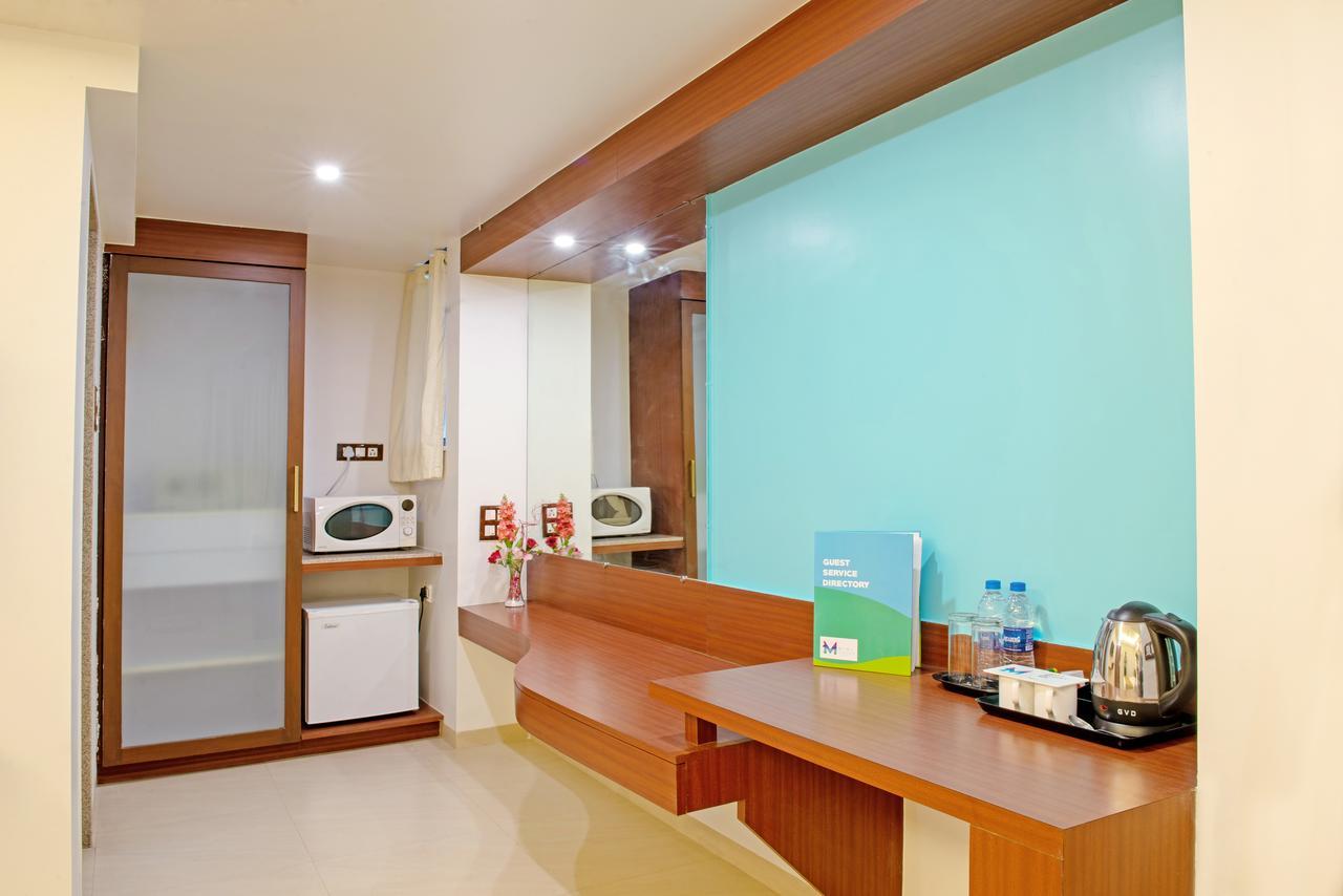 Hotel Mint Montvert, Baner Pune Extérieur photo