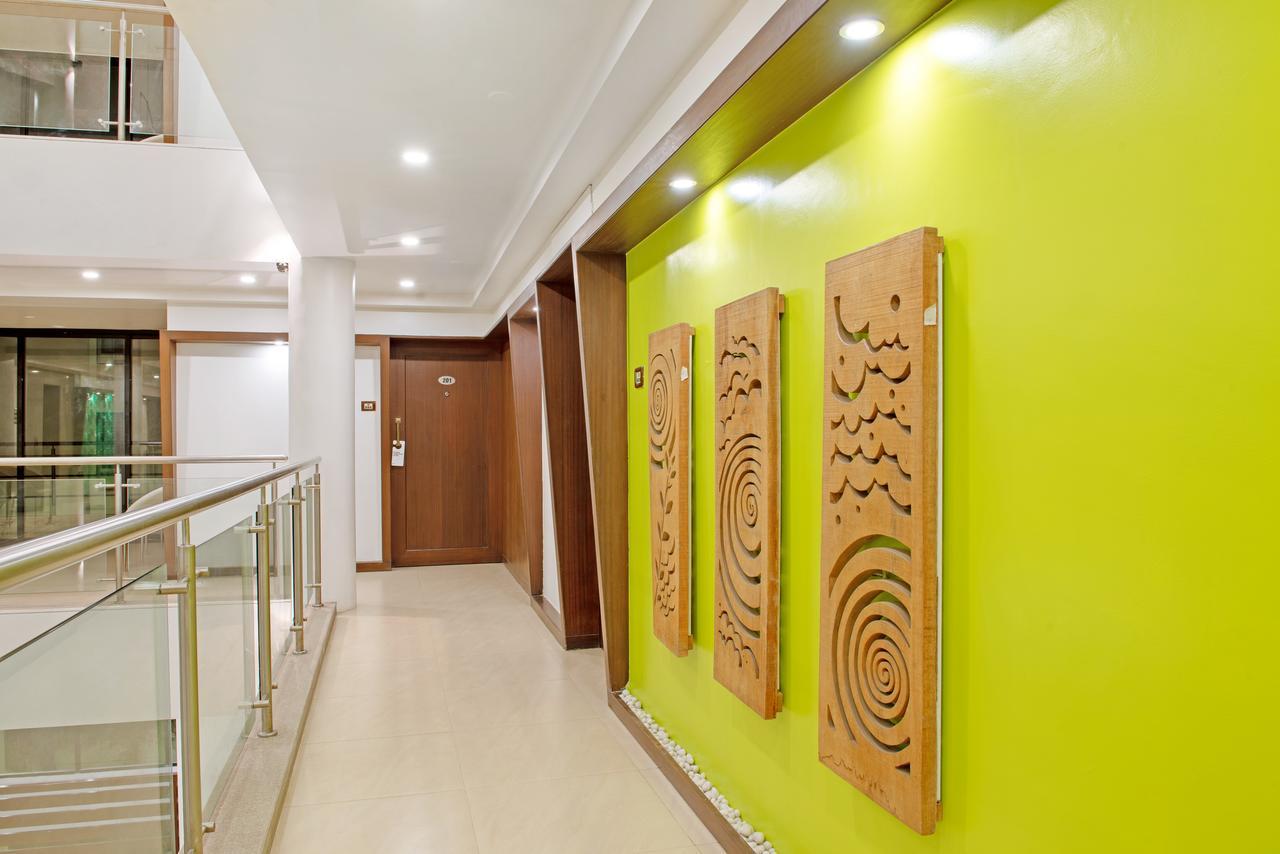 Hotel Mint Montvert, Baner Pune Extérieur photo